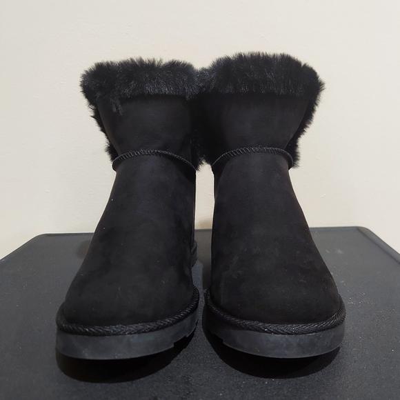 Juicy Couture Firecracker Boots - Picture 7 of 15